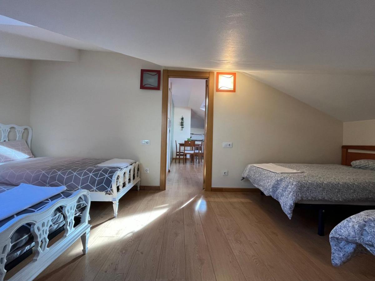Apartamentosarturo Llanes Laplaza Atico Centrico Exterior photo
